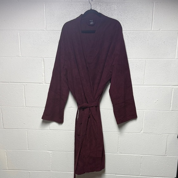 fashGudim Other - FashGudim Burgundy Robe